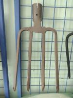 Вилы 4-х рогие садово-огородные кованные